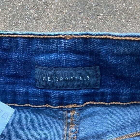 Aeropostale size 2 girls denim shorts - Picture 4 of 8